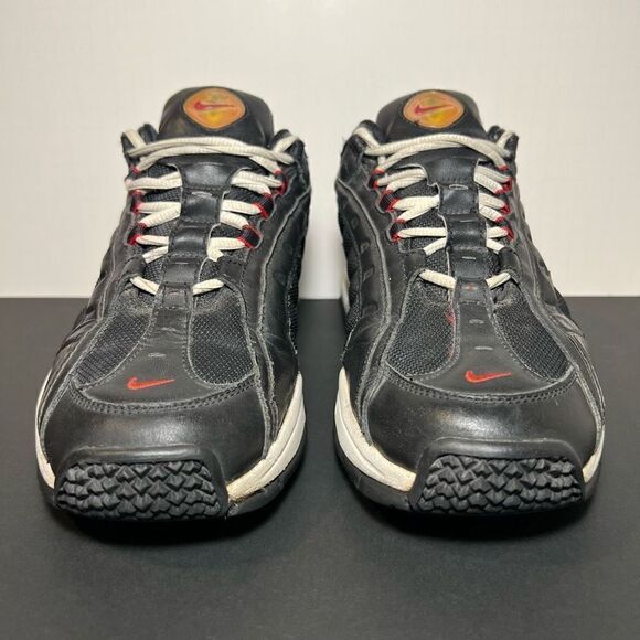 VTG 2003 Mens NIKE Black Leather Athletic Shoes / Size 11 - Picture 2 of 9